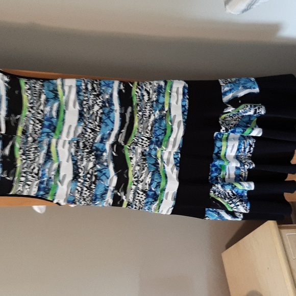 Dress - Picture 4 of 4